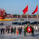 The King and Queen are visiting the People's Republic of China at the invitation of His Excellency President Xi Jinping. 16 October they were welcomed in a formal ceremony outside the Great Hall of the People located in Tiananmen Square. At the start of the ceremony, The King and Queen laid a wreath at the Monument to the People's Heroes. Photo: Heiko Junge, NTB scanpix.